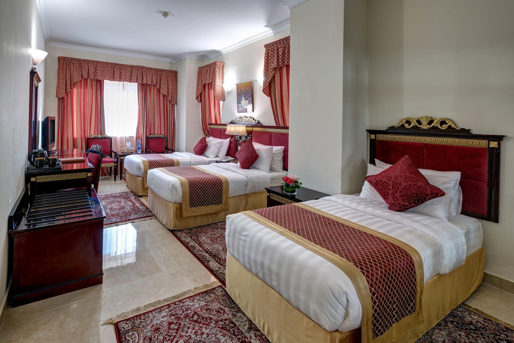 Comfort Inn Hotel Deira Дубай Екстериор снимка
