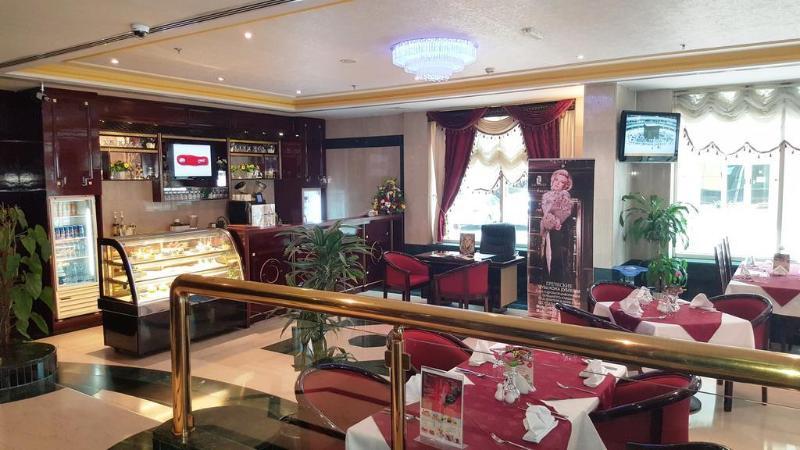 Comfort Inn Hotel Deira Дубай Екстериор снимка