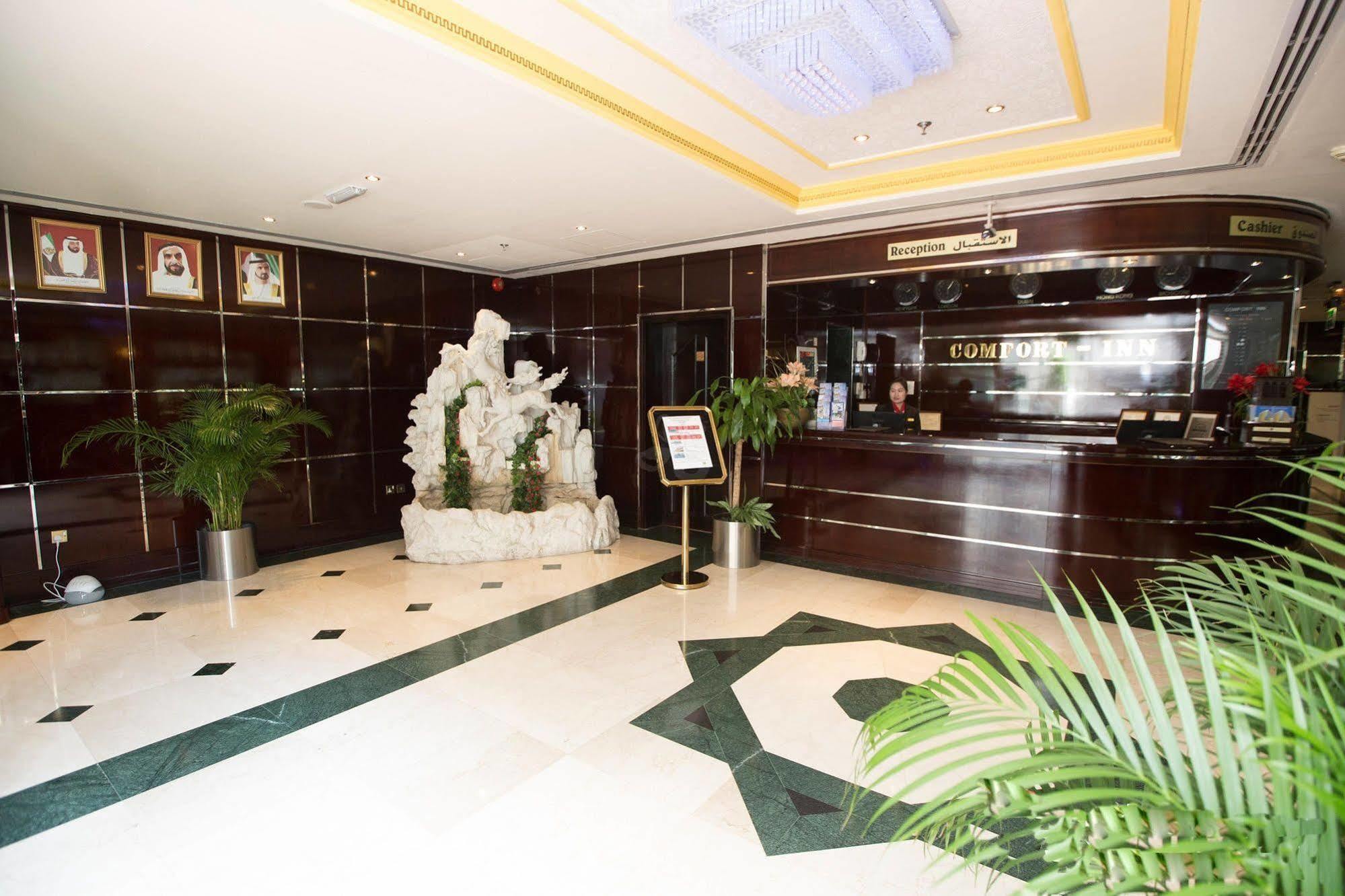 Comfort Inn Hotel Deira Дубай Екстериор снимка